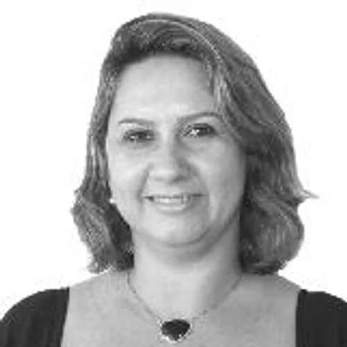 Elaine Libório