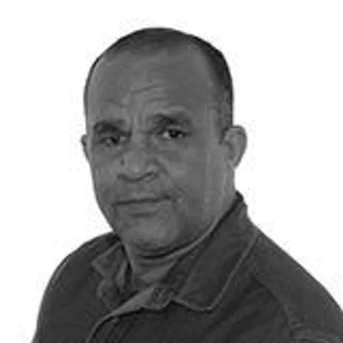 ROBERTO DO ARTESANATO