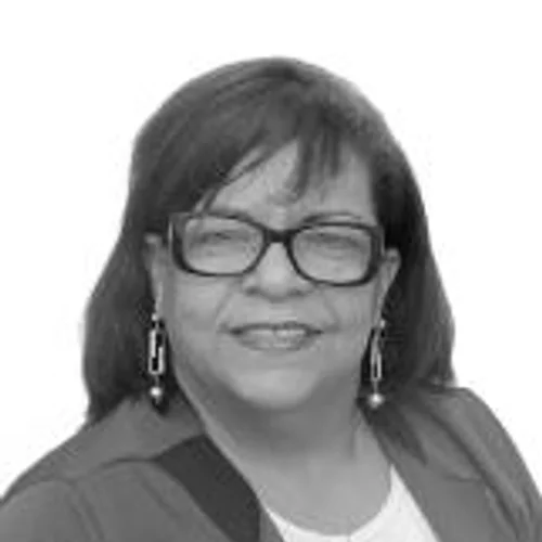 DR. BETANIA