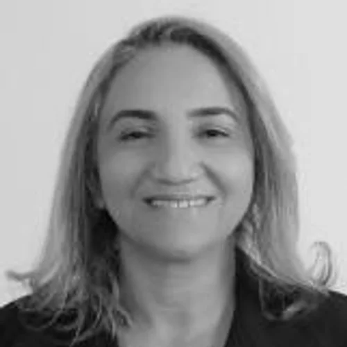 IRIS MARTINS