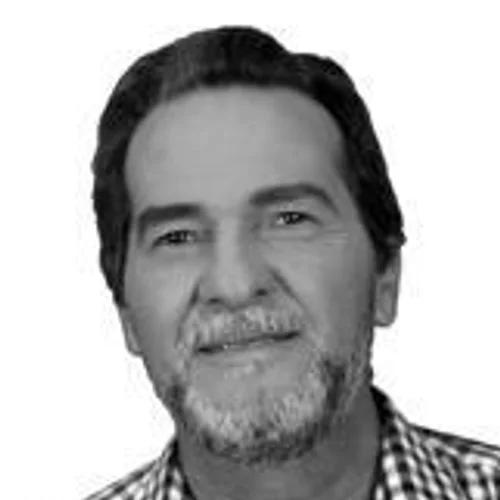 MUNIR CHAVES