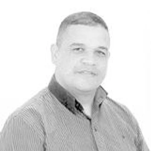 MARCOS THEO
