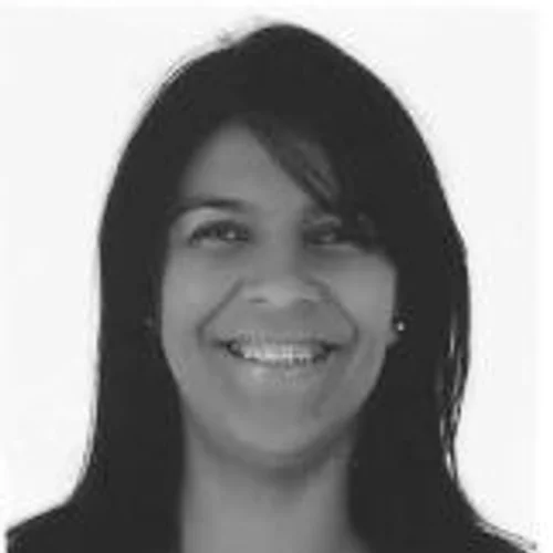 MAGDA CAMPOS