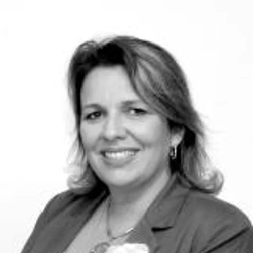 RENATA BRAGA
