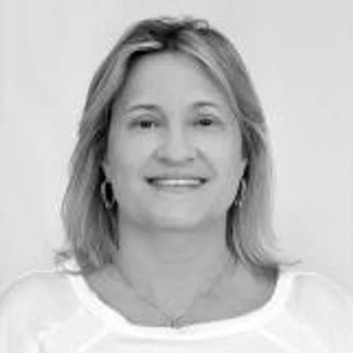 DOUTORA VERÔNICA MEDEIROS