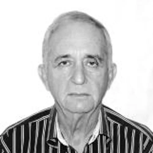 Clenio Leal