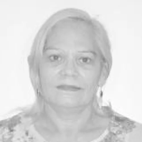 LÚCIA MARTINS