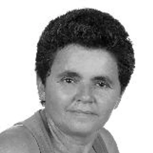 LUCIA CAETANO