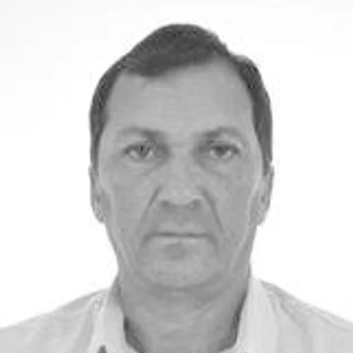 Ari Cachoeira