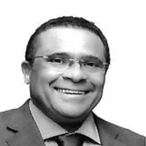 LUCRECIO GOMES