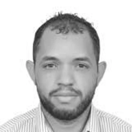 DR. LUCAS SOUZA