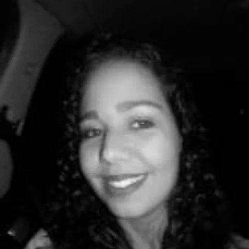 Catiane Gomes