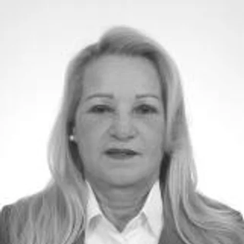 DRA. NEUZA REIS