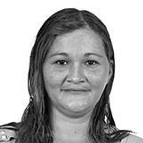 Claudia Pires