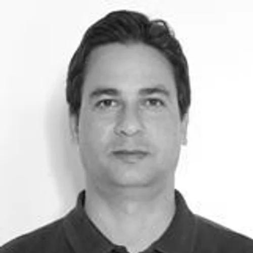 DANIEL BARCELOS