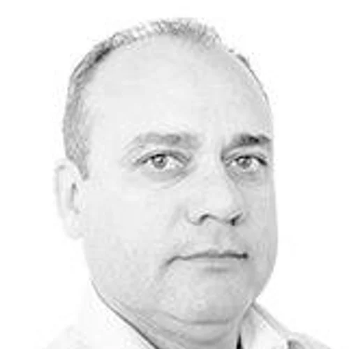 CHARLES TORRES
