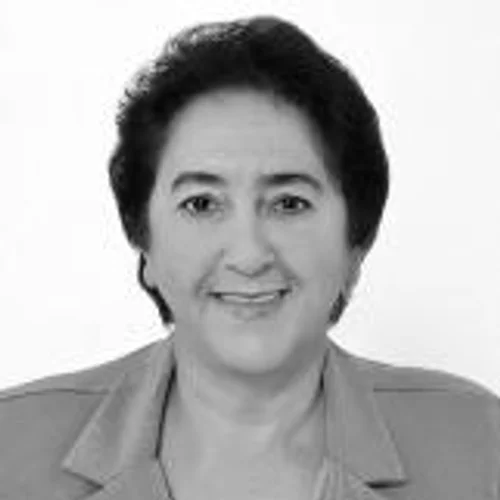 PROF. MARIA JOSÉ MAIA