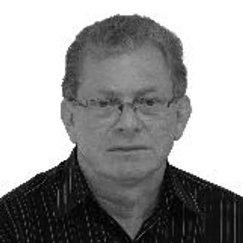 SERGIO SCHMIDT