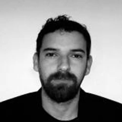 Tiago Schmitt