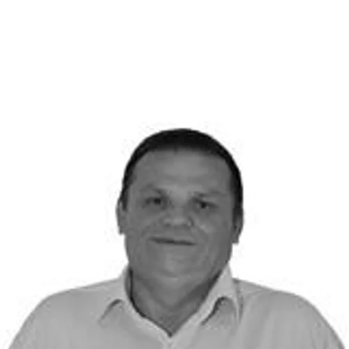 CESAR FERRER