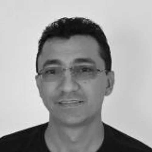 LÉO