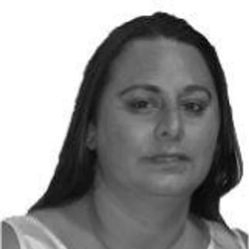 Renata Paro