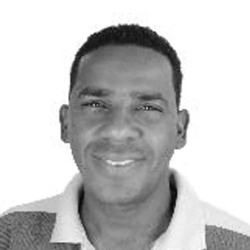 Tom Caçador