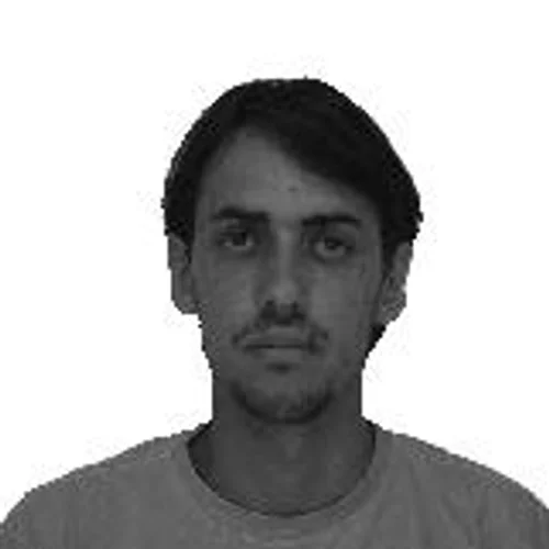 LÉO