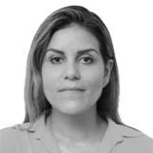 DRA. PATRICIA LUCENA