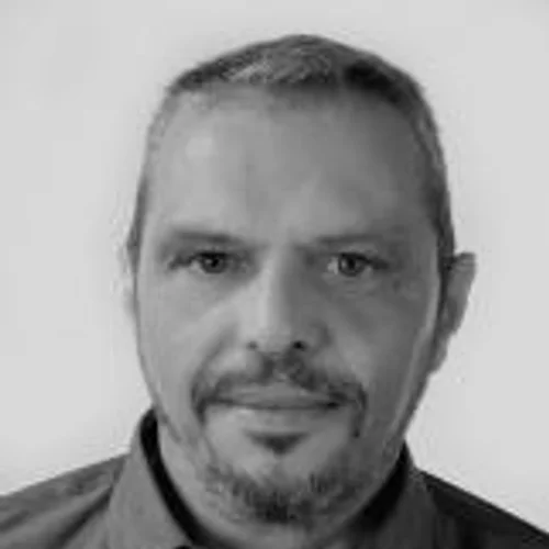 Prof. André