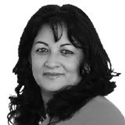 DRA. ANA