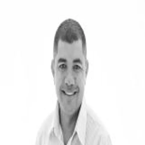PROFESSOR VAVÁ