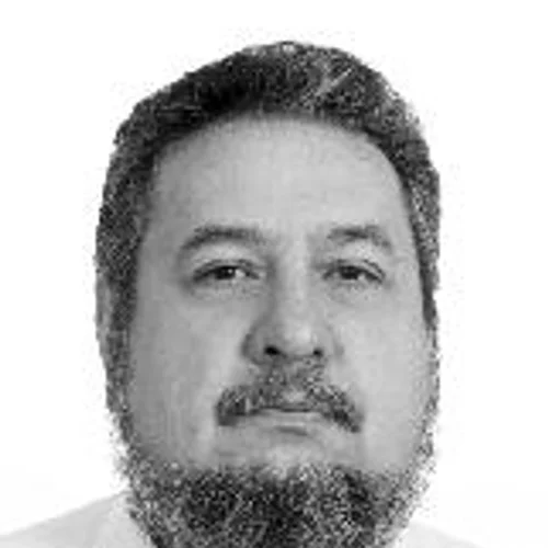 Dr. Gustavo