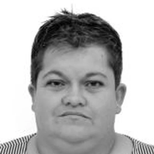 LUZIA LAUREANO