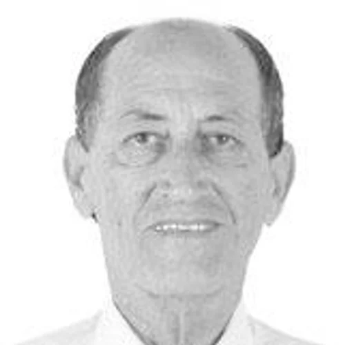 José Lázaro