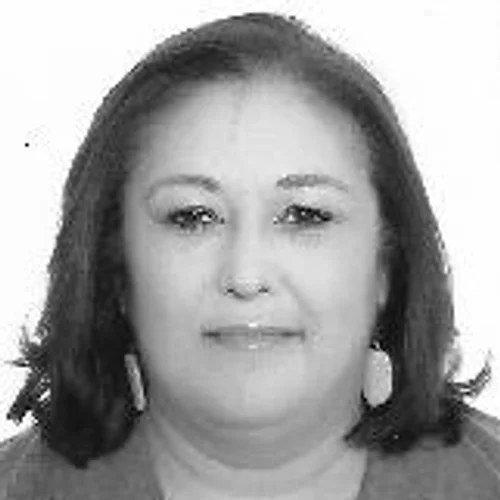 Lucia Barros