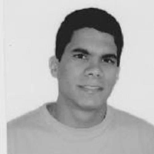 CARLOS EMAHNUEL