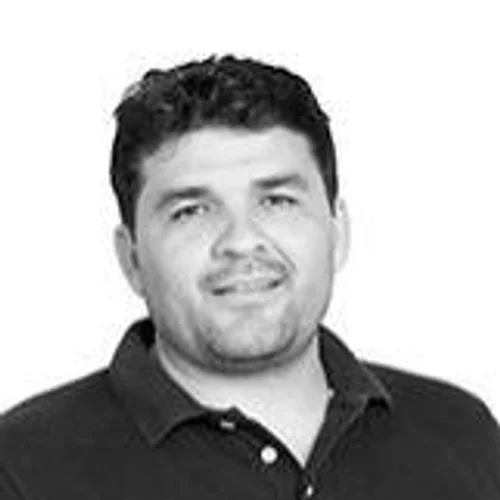 DANIEL BARROS