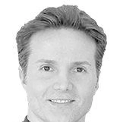 DANIEL GUERRA