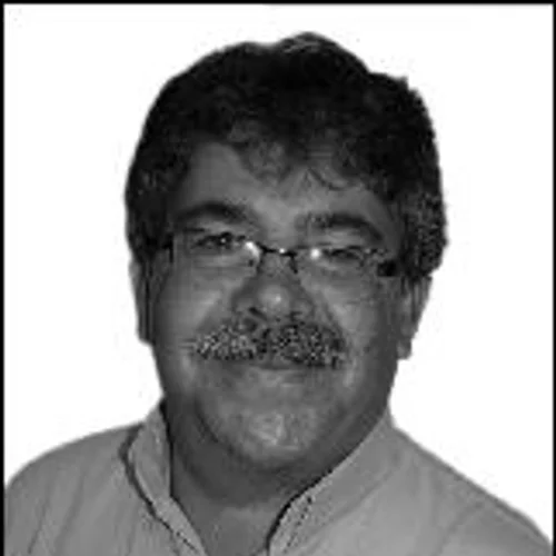 CECÉ RIBEIRO
