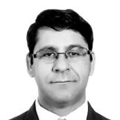 PROFESSOR CLAUDEMIR