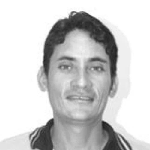 ALMIR SATIRO