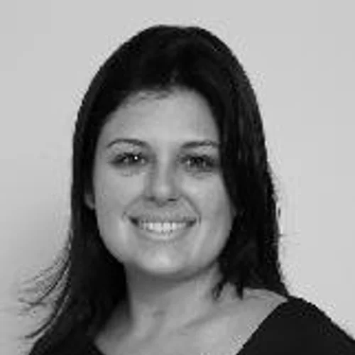 RENATA TARGAS