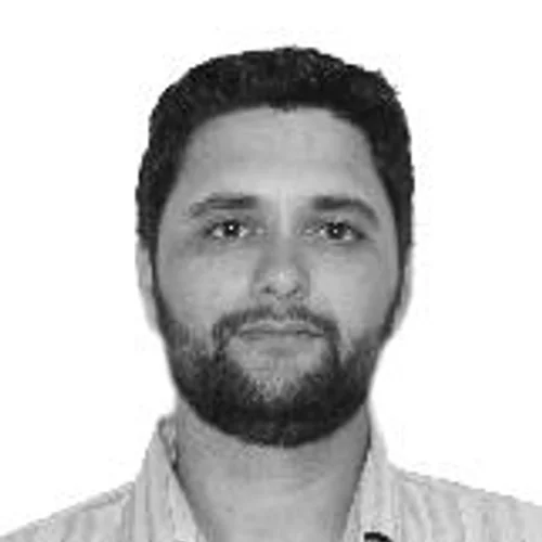 ADRIANO MEDEIROS