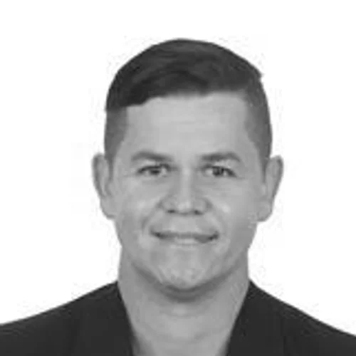 VINÍCIUS ALVES