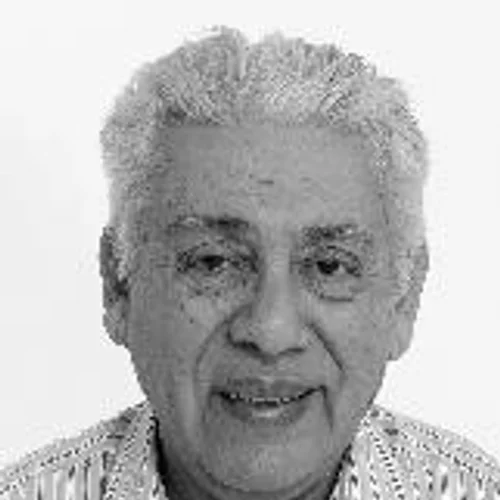 Dr. Rodolfo Vilela