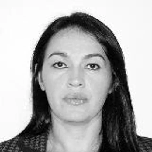 DANYELLA CHAVES