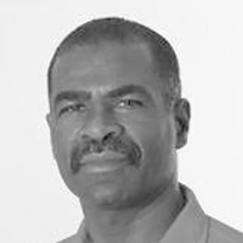 ROBERTO ENFERMEIRO