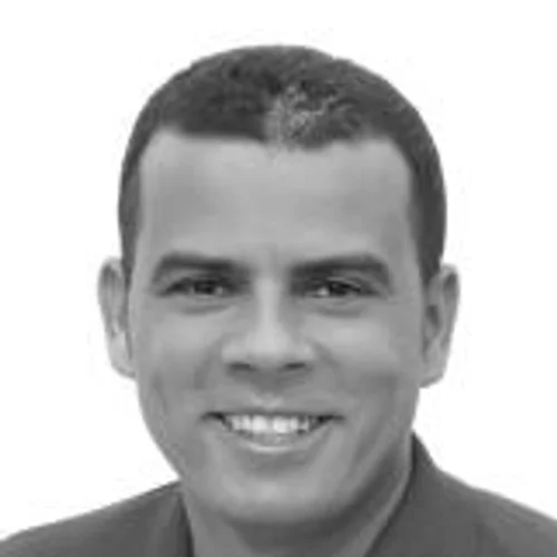 ROBERTO ALMEIDA