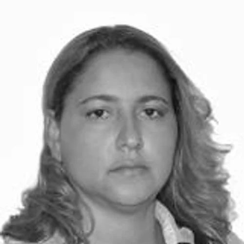 ESMENIA CAVALCANTE